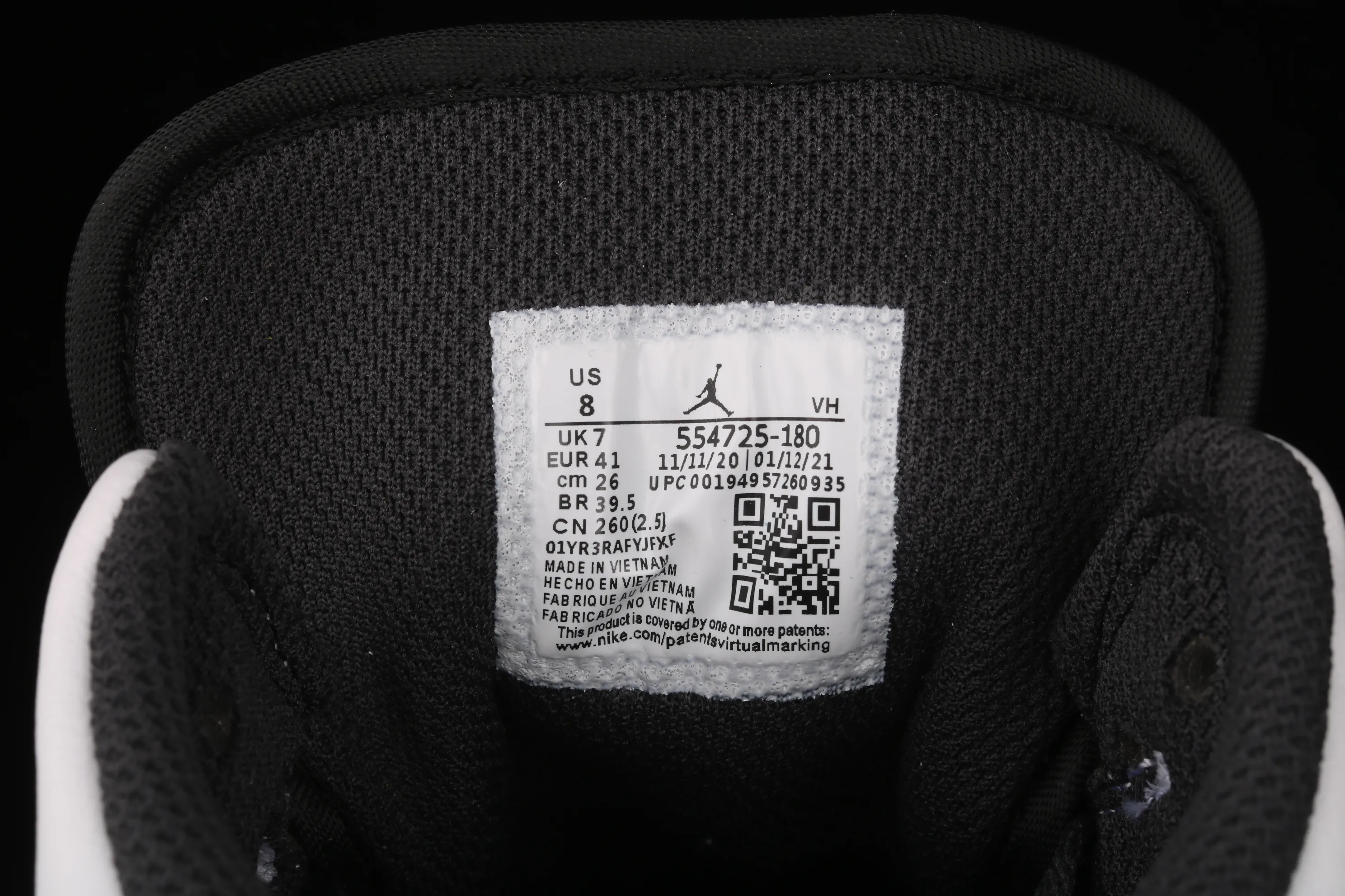 All categories Air Jordan Jordan series basketball shoes Air Jordan 1 Mid Air Jordan 1 Mid AJ1 Joe 1 white and black cherry blossom powder Zhongbang basketball shoes 554725-180